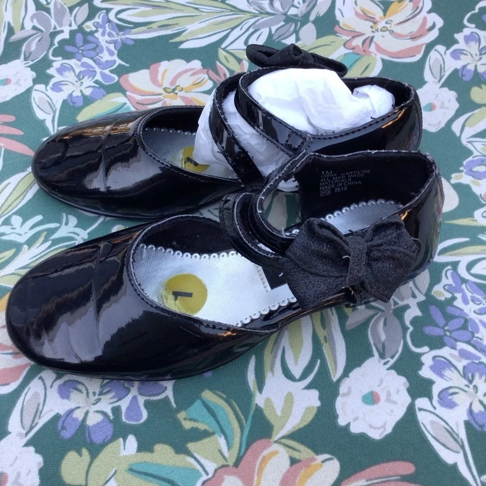 Rachel Shoes Velco  Slip on Shoe - Size Big Girls 1 Black